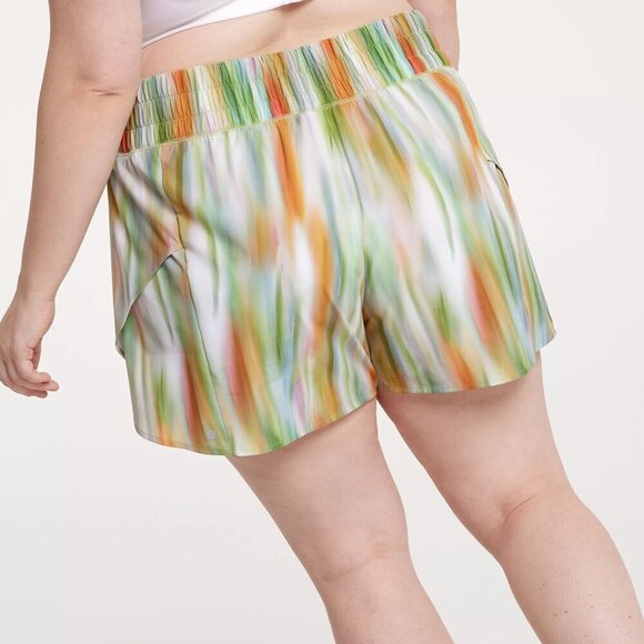 NWT CALIA Petal Hem Step Up Painted Multi Performance Short - Picture 2 of 7